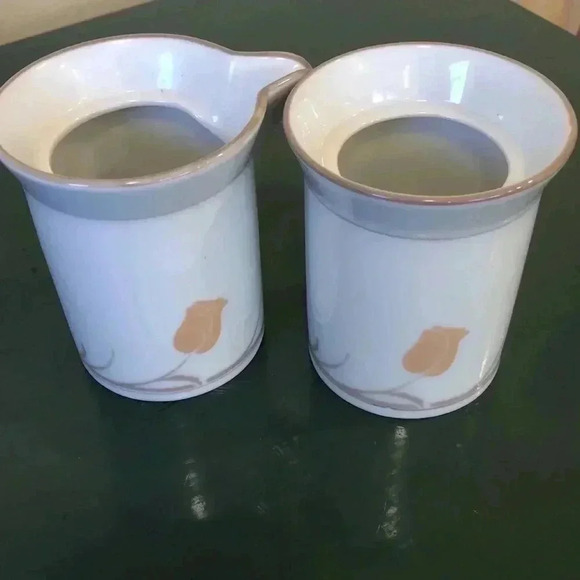 Dansk Tivoli belles flyers sugar and creamer set - Picture 5 of 5